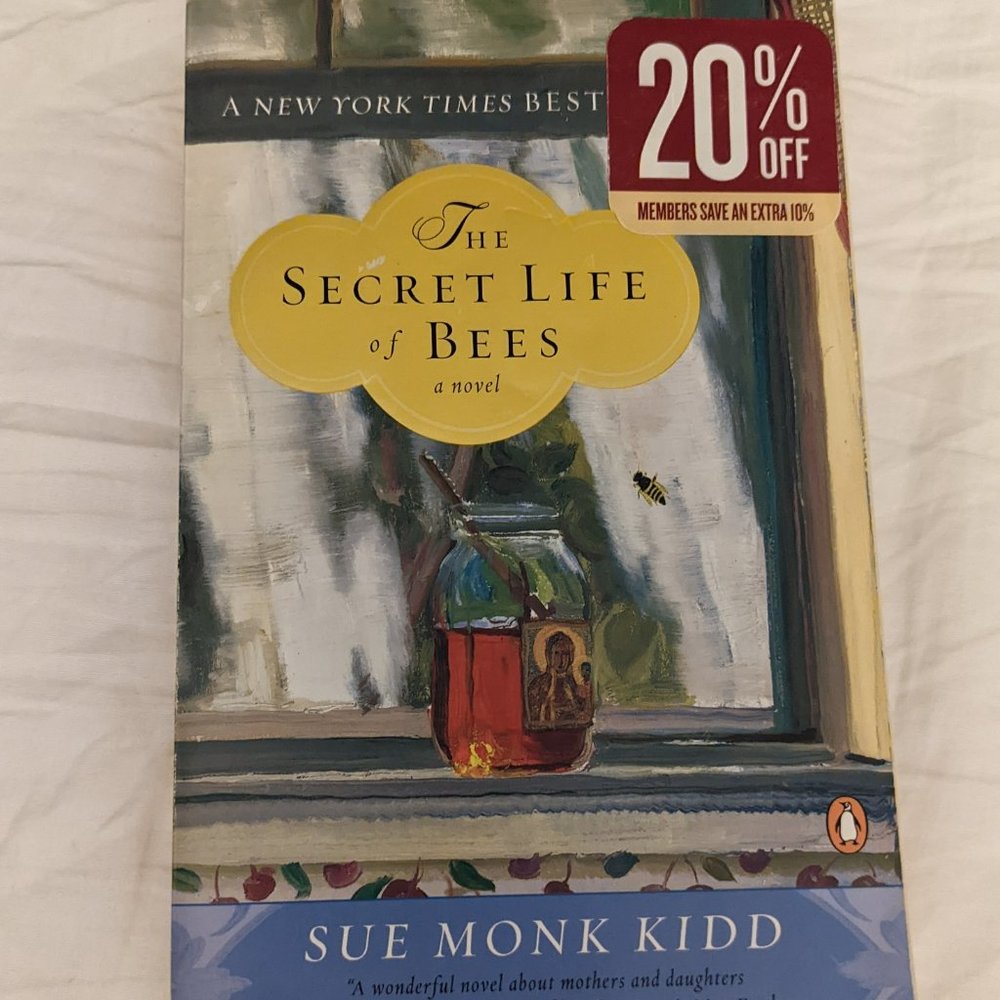 The Secret Life of Bees Paperback